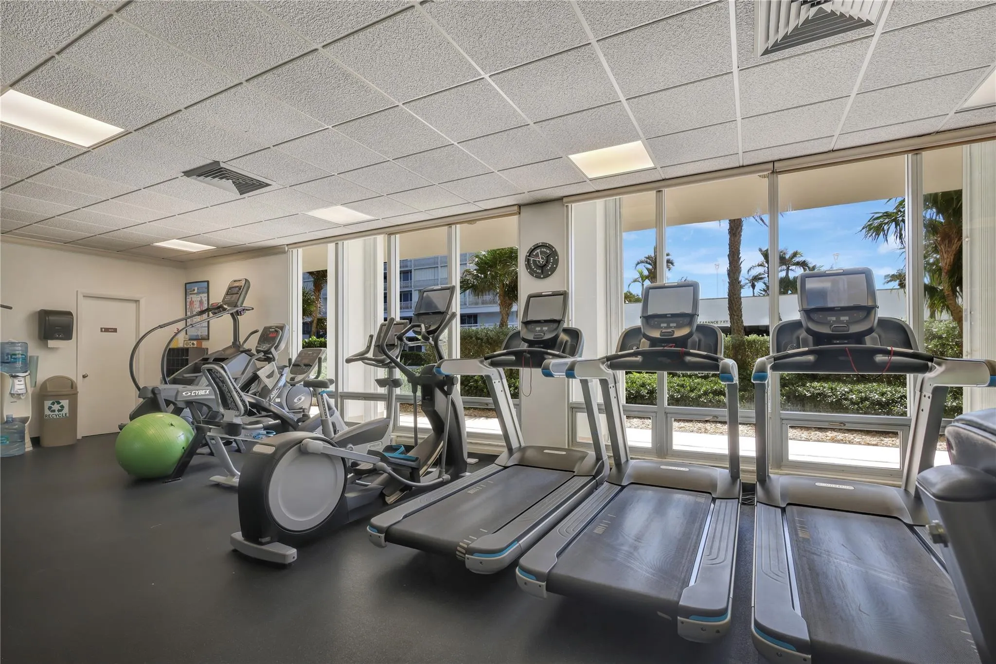 2100 S Ocean Ln, #2509PH