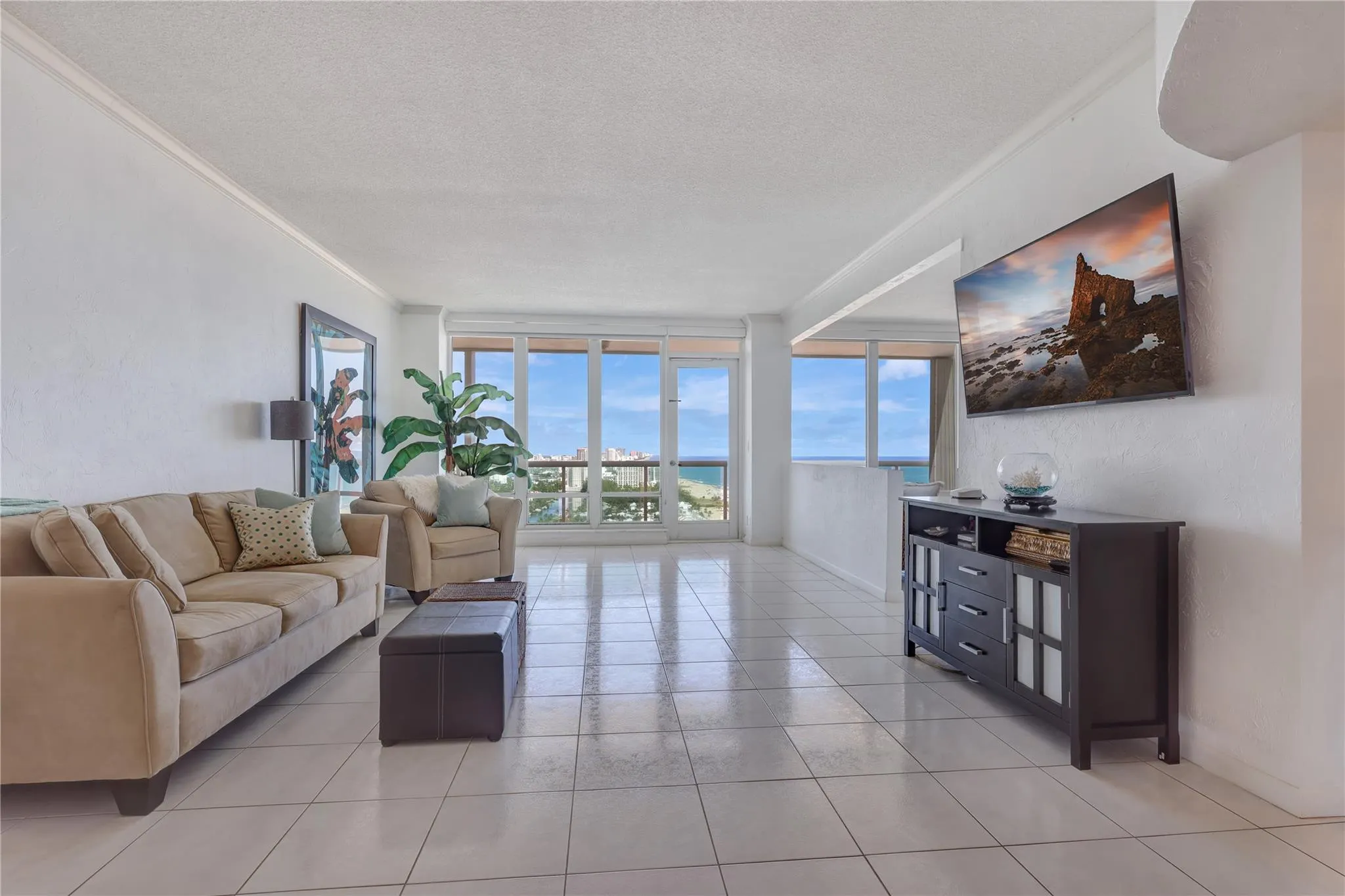 2100 S Ocean Ln, #2509PH
