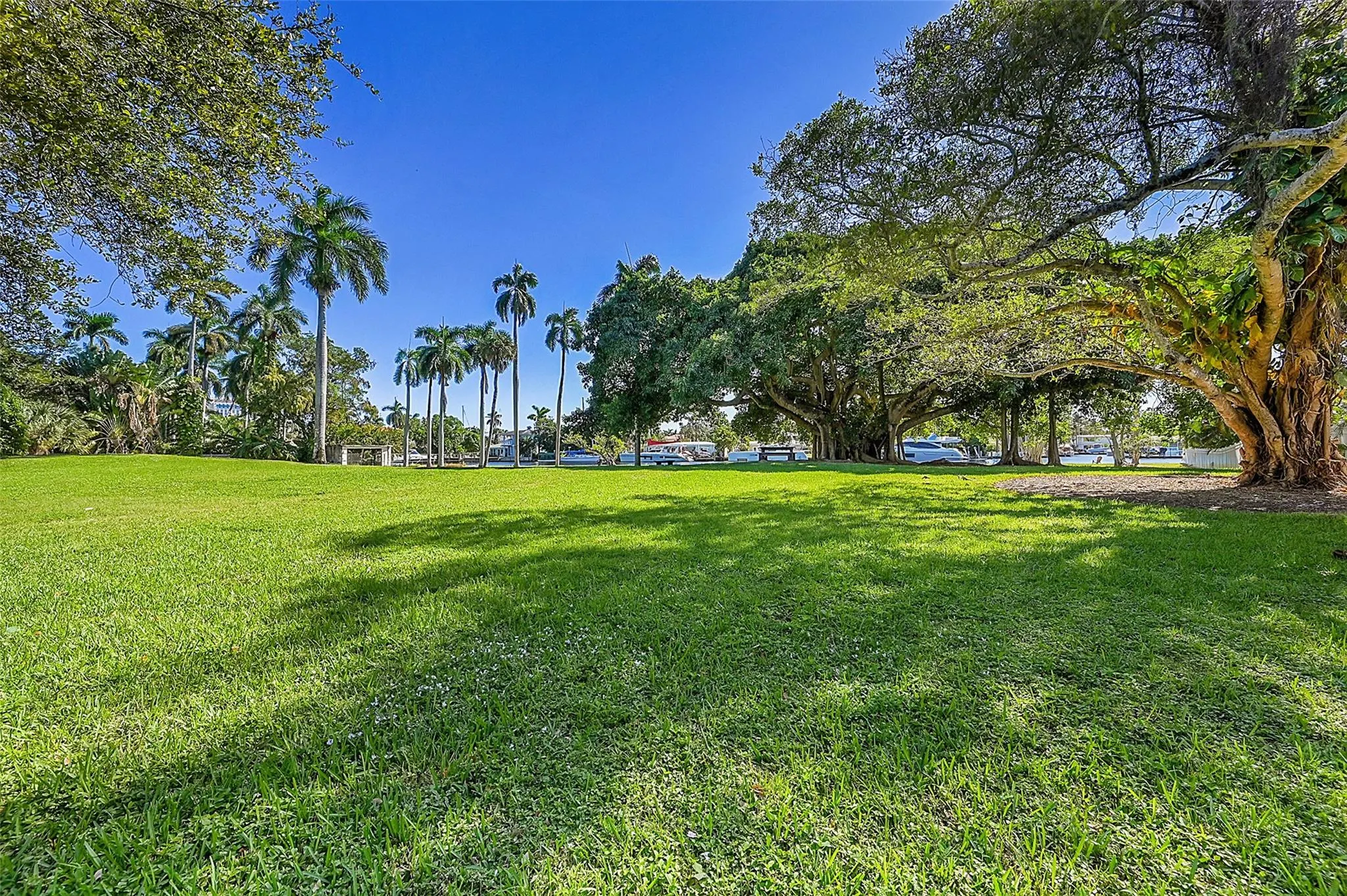1027 Tequesta St, #2