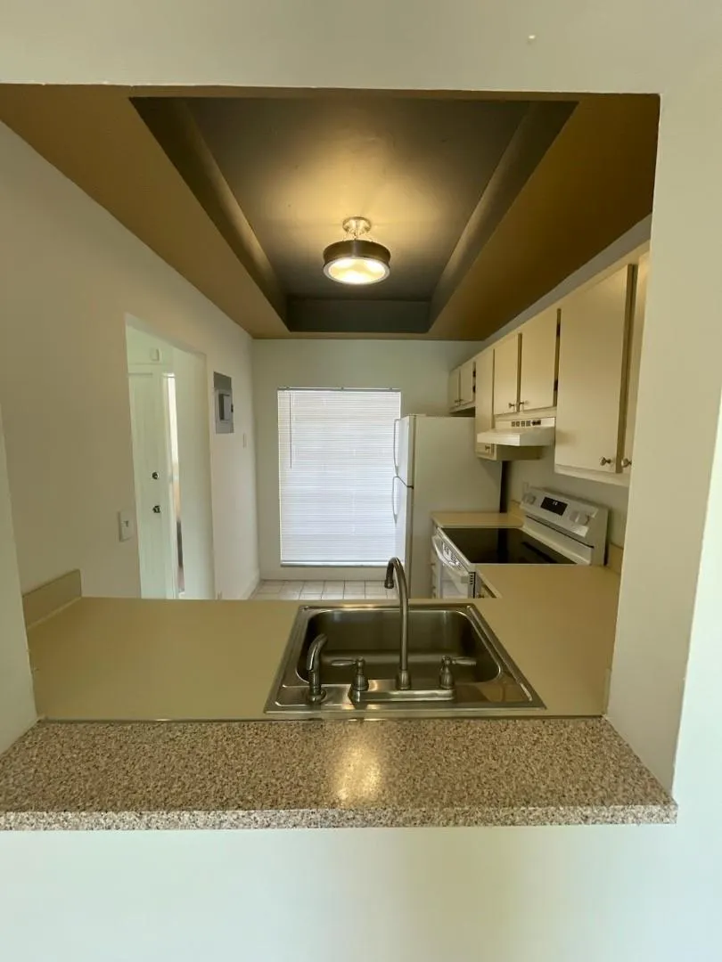 2363 SW 15th St, #82