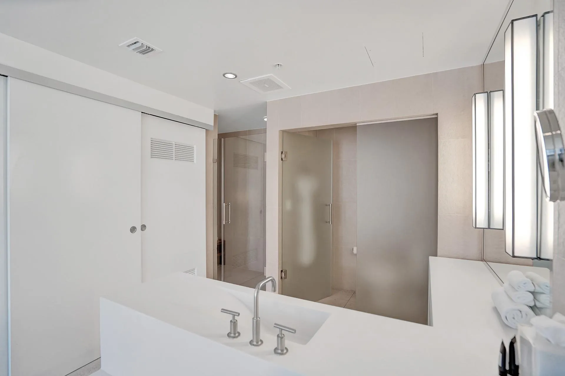 3101 Bayshore Dr, #705