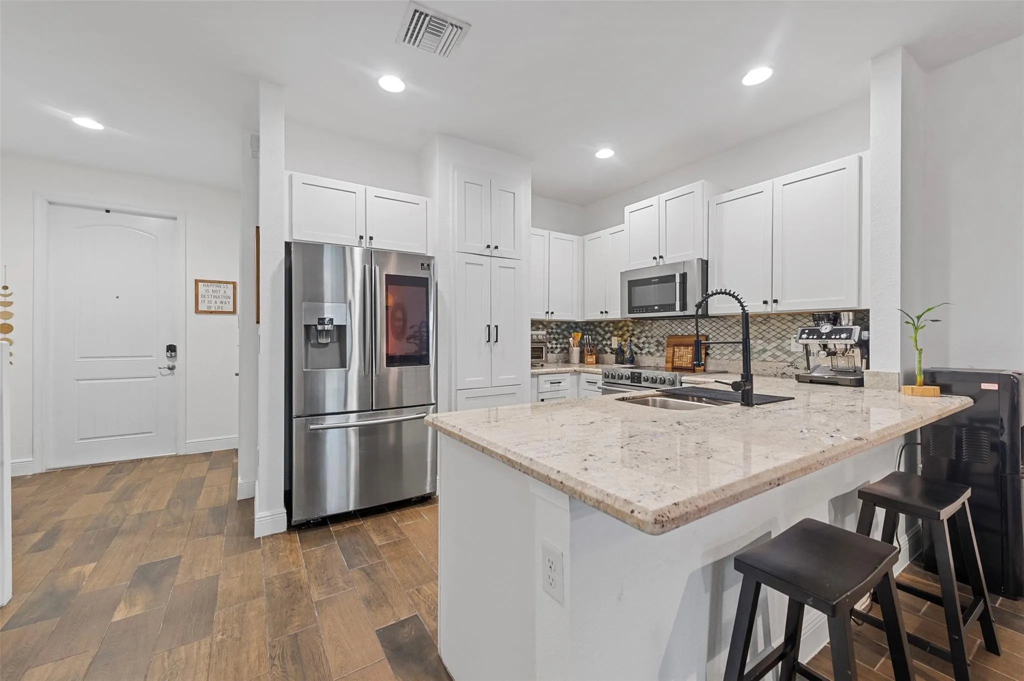 4222 E Dixie Hwy, #82