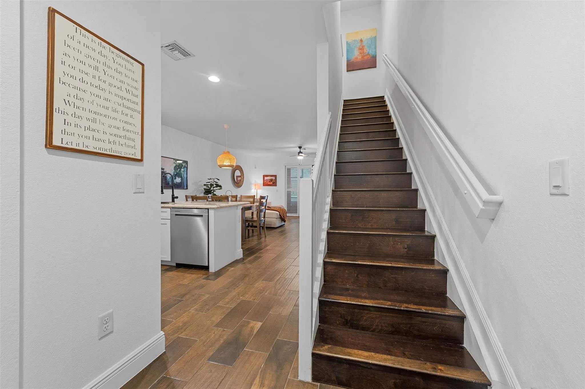 4222 E Dixie Hwy, #82
