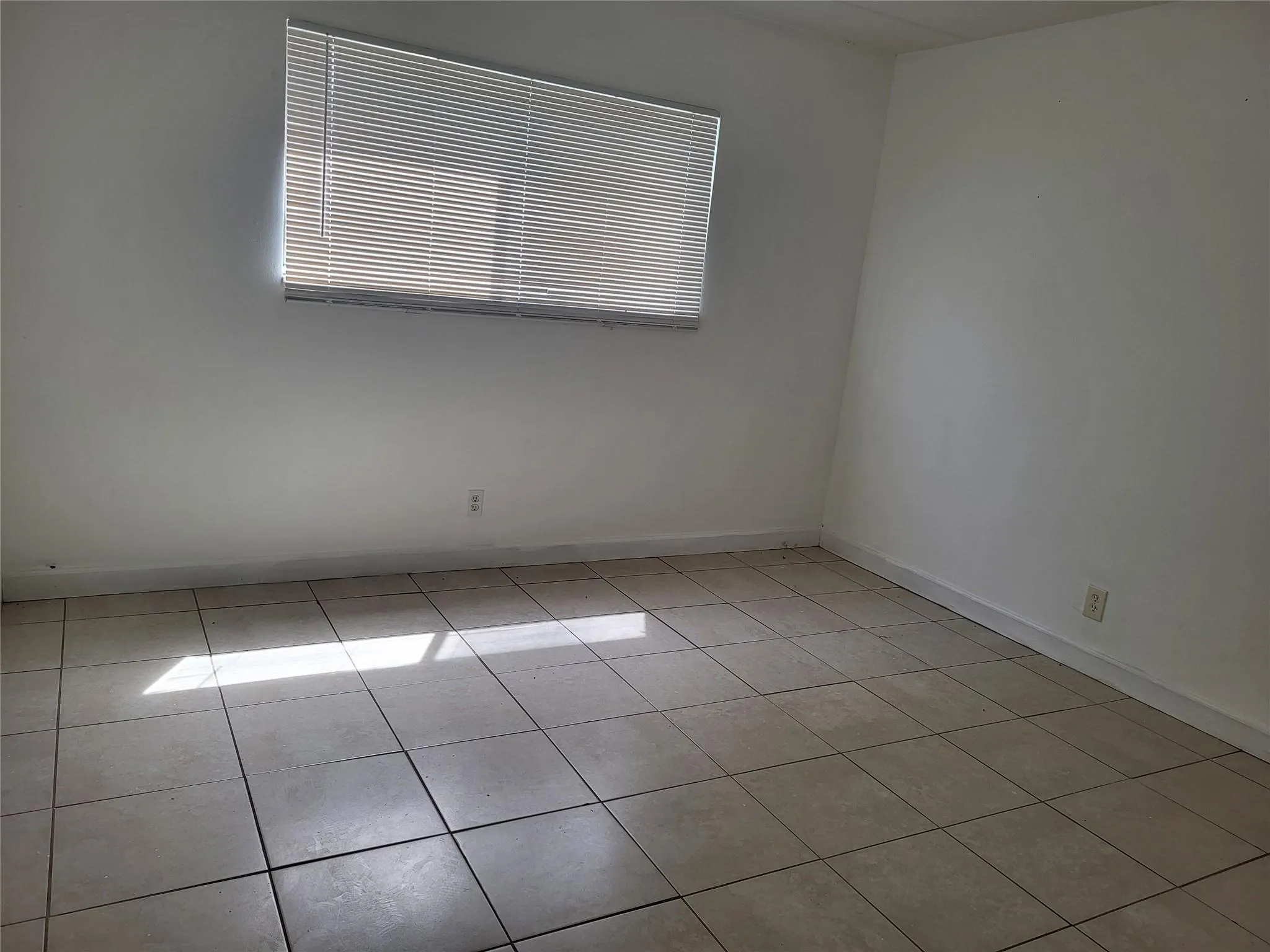 1501 Crescent Cir, #E43
