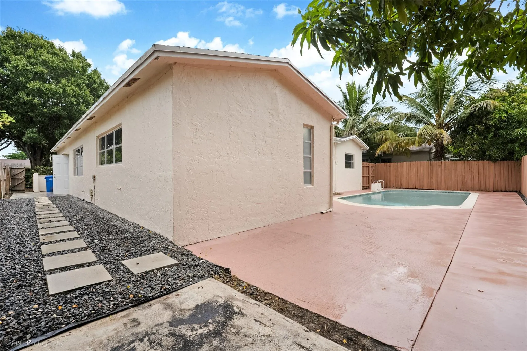 4971 SW 7th Ct
