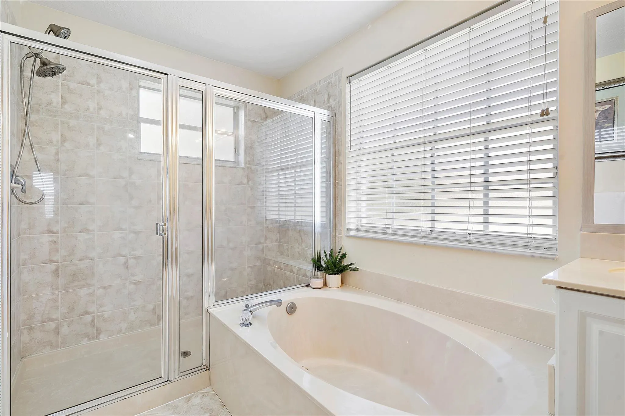 2471 Sawyer Ter