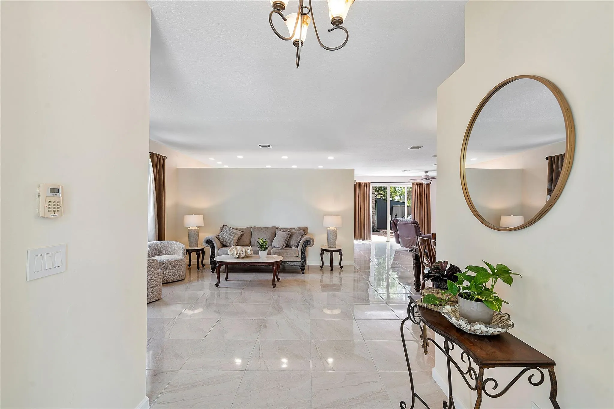 2471 Sawyer Ter