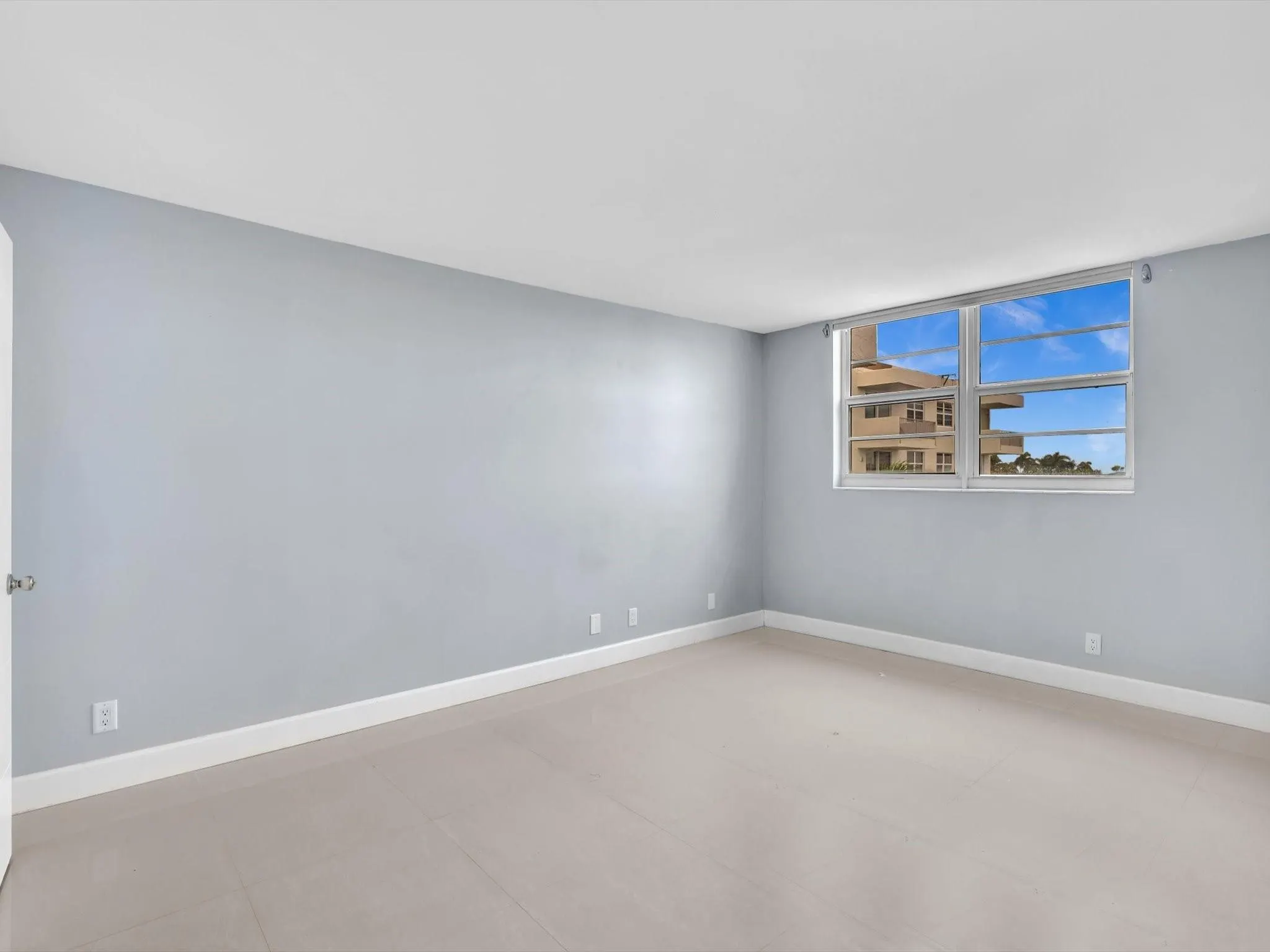 1421 S Ocean Blvd, #416