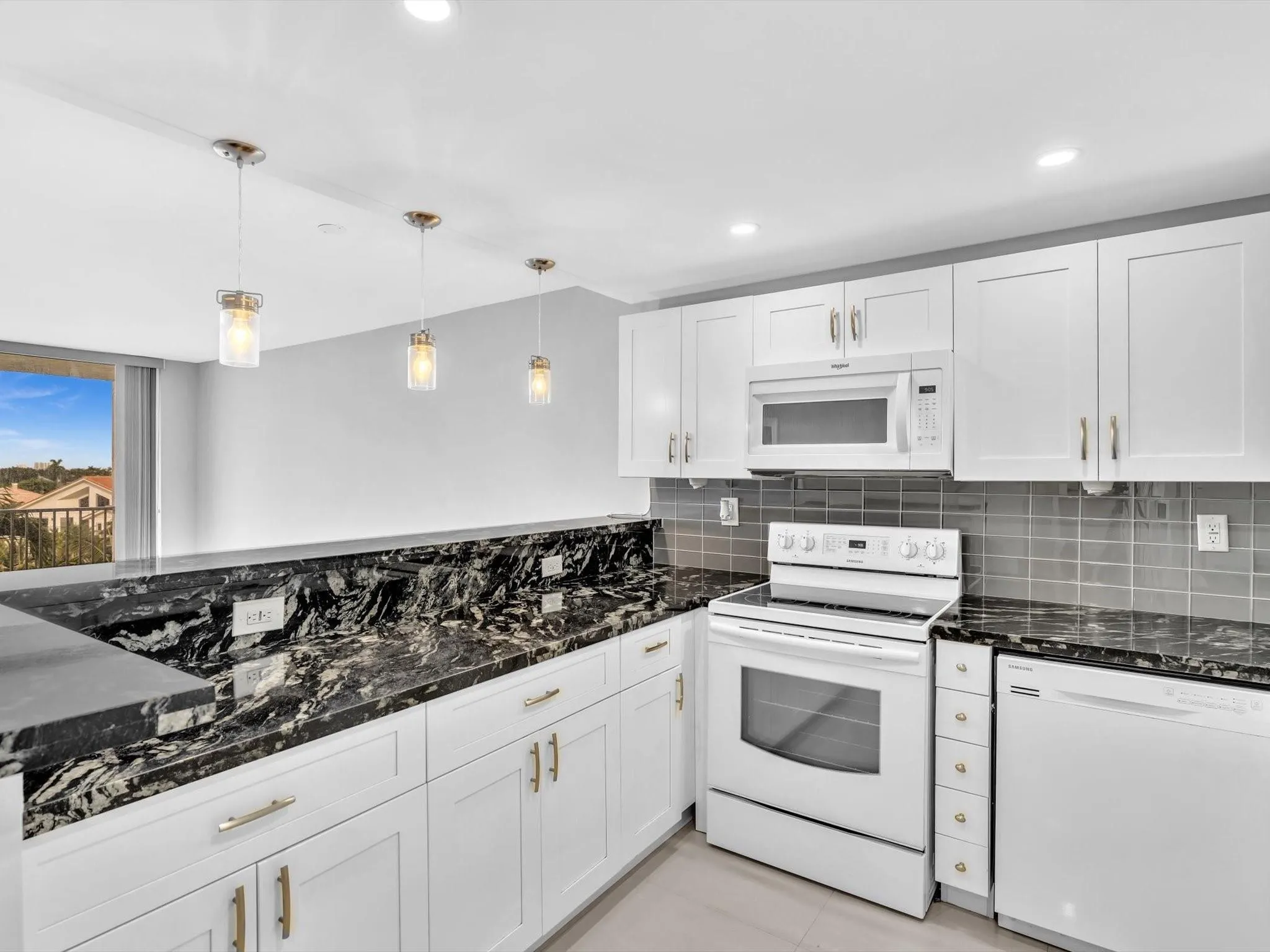 1421 S Ocean Blvd, #416