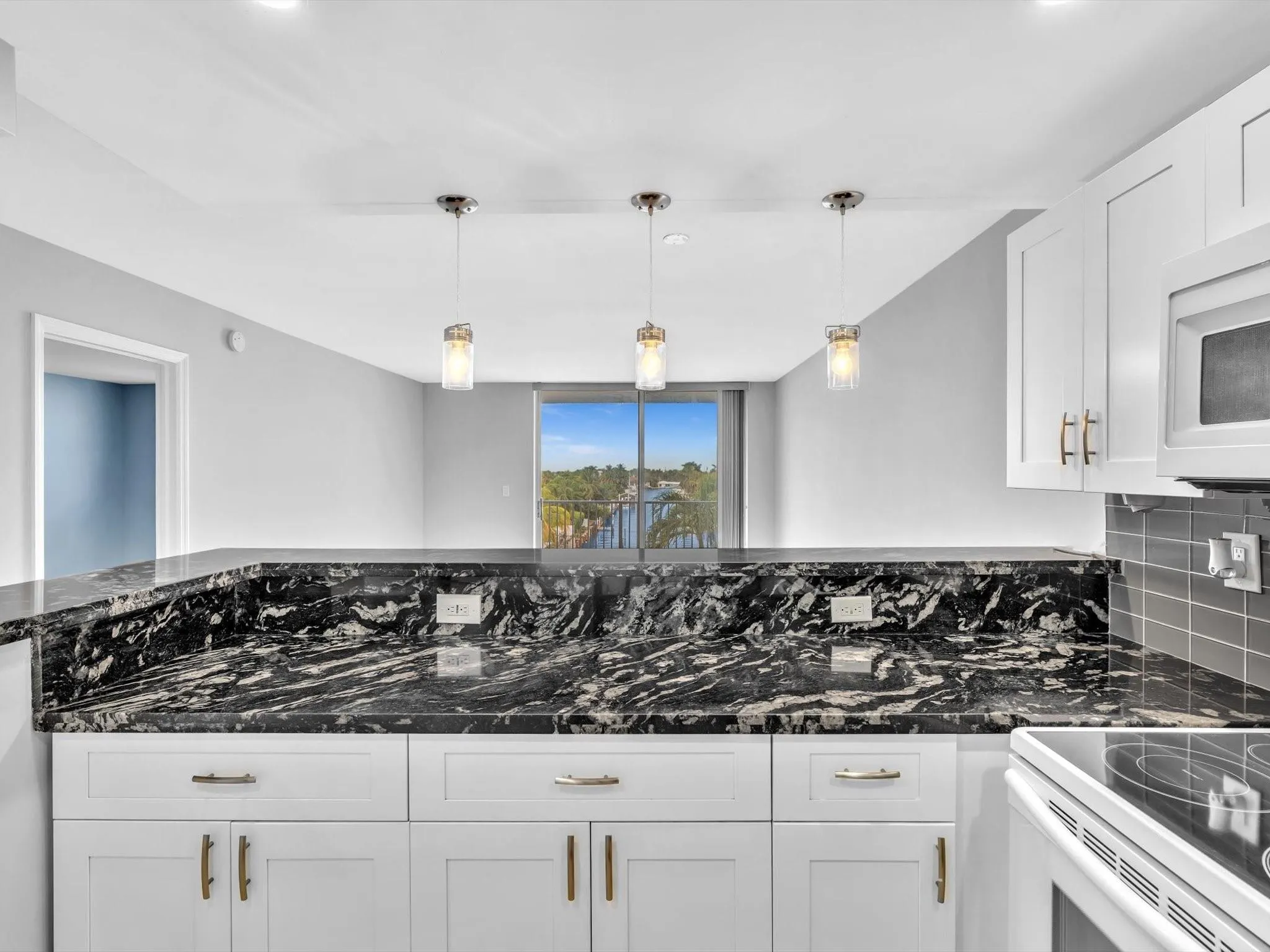 1421 S Ocean Blvd, #416