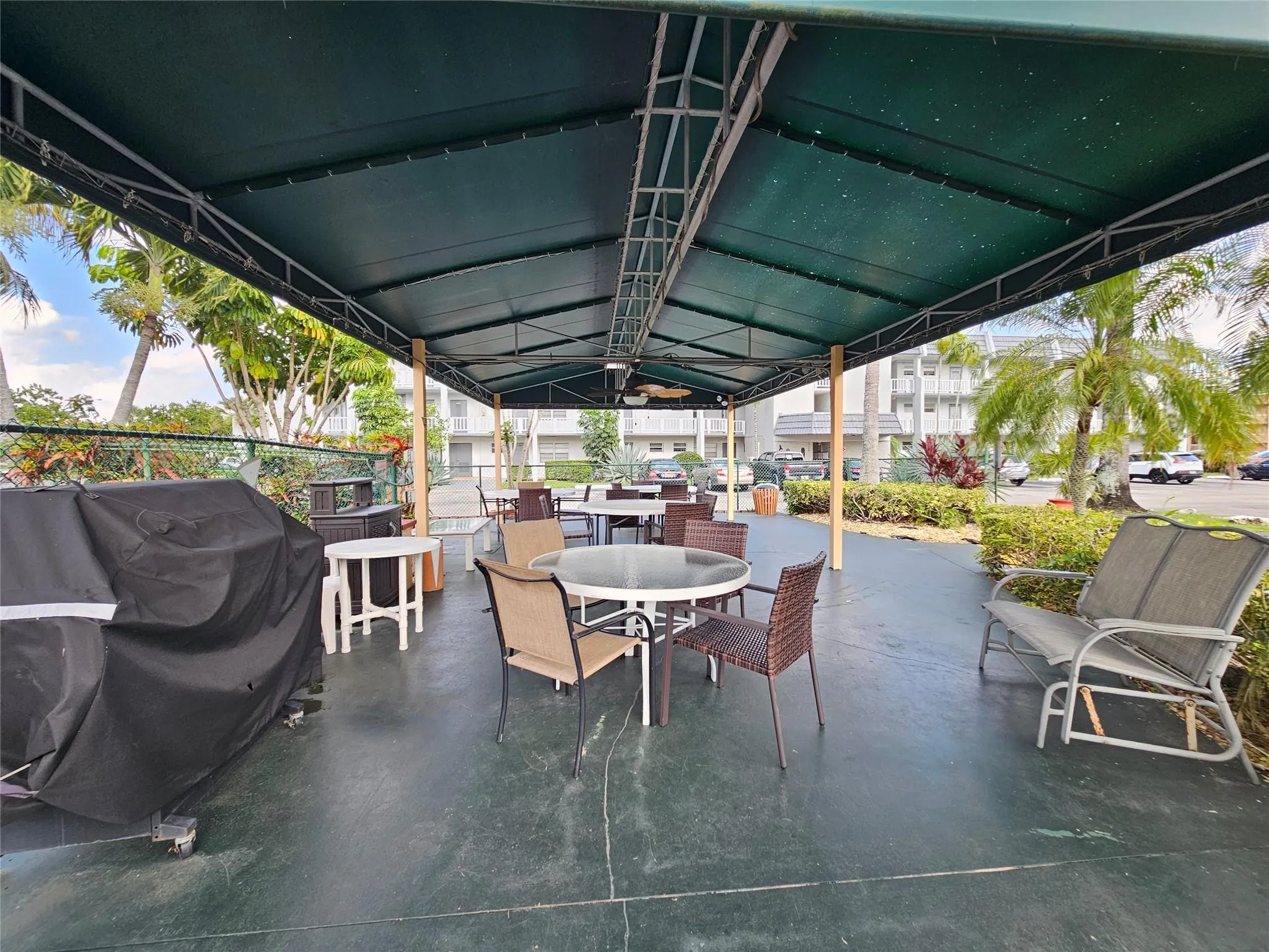 6700 Royal Palm Blvd, #112