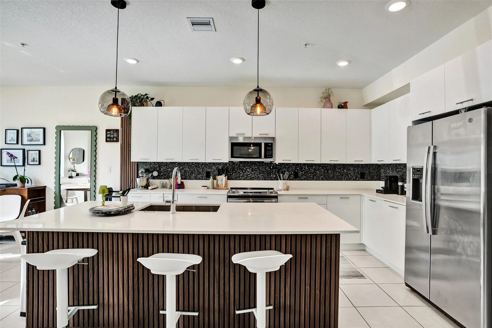 8001 NW 41st St, #F-109-F