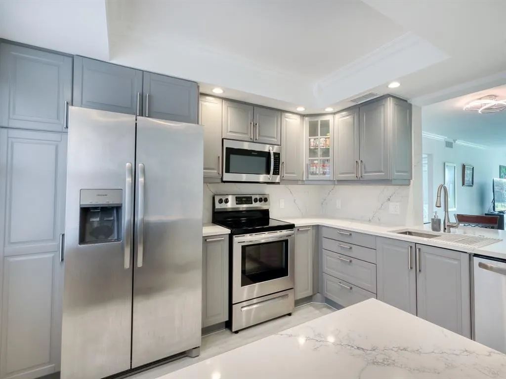3004 Portofino Isle, #B2