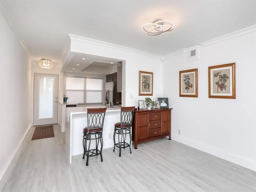 3004 Portofino Isle, #B2