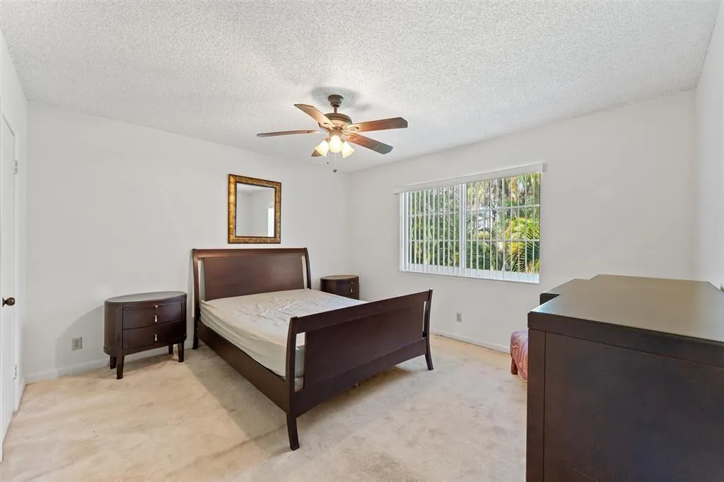 639 W Oakland Park Blvd., #207D