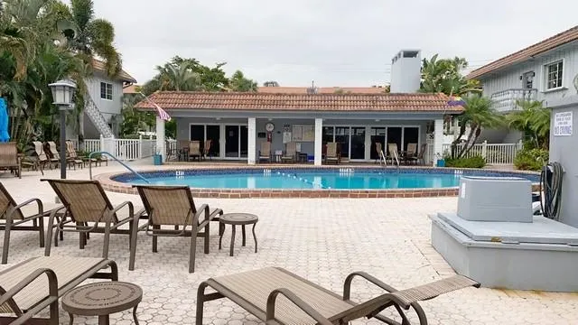 639 W Oakland Park Blvd., #207D