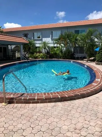 639 W Oakland Park Blvd., #207D