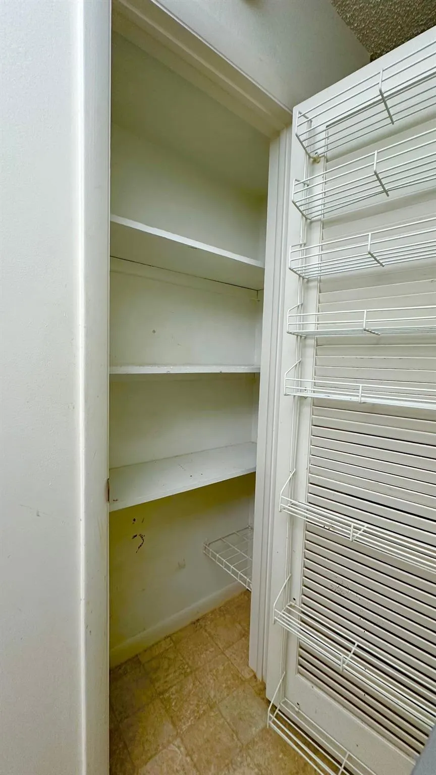 639 W Oakland Park Blvd., #207D