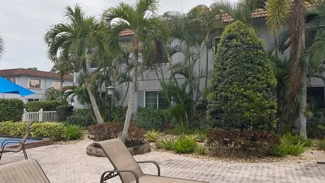 639 W Oakland Park Blvd., #207D