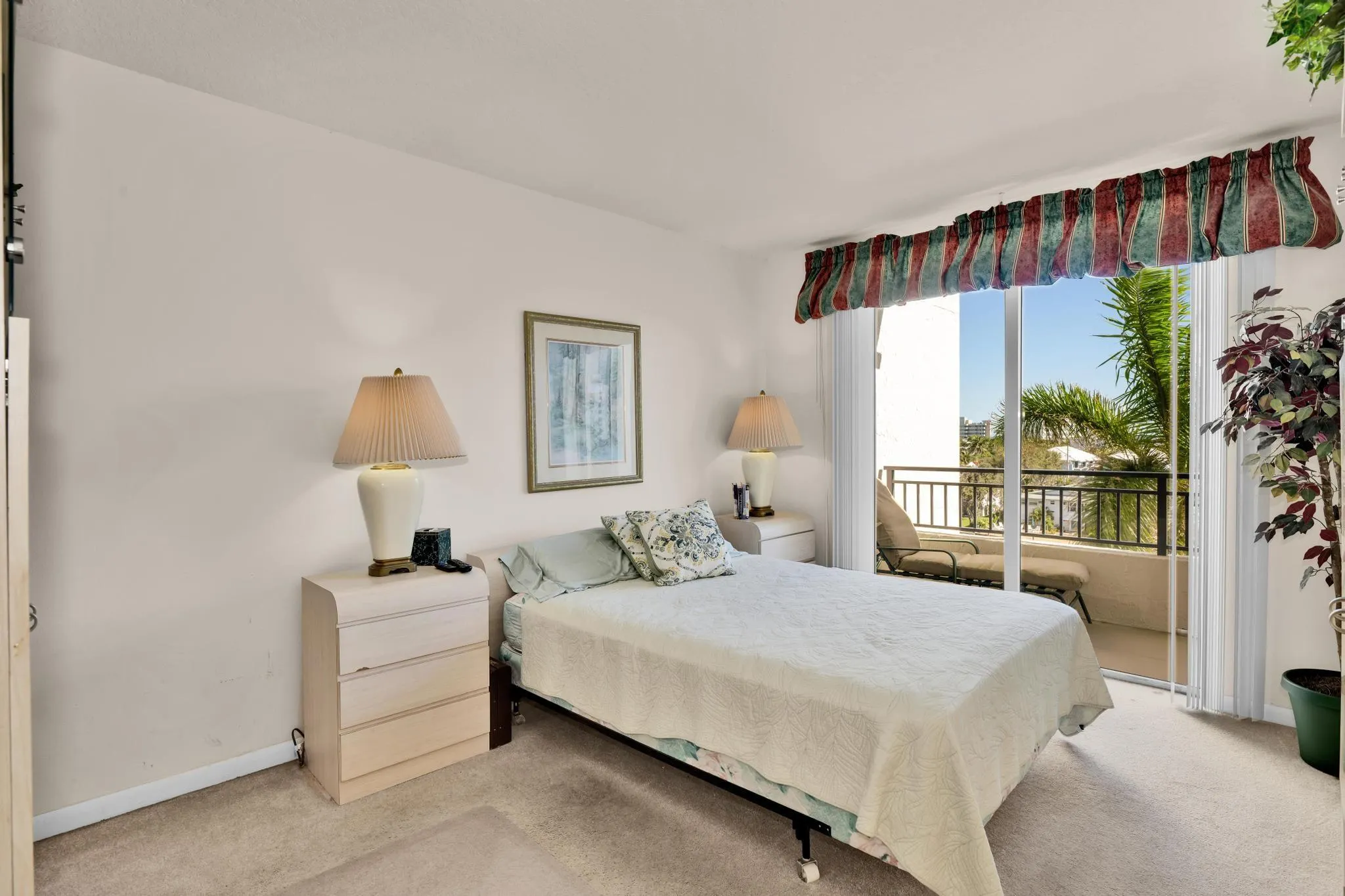 2880 NE 14th Street Cswy, #505