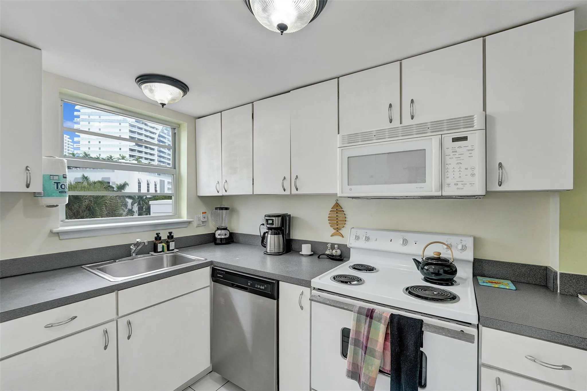 341 N Birch Road, #316