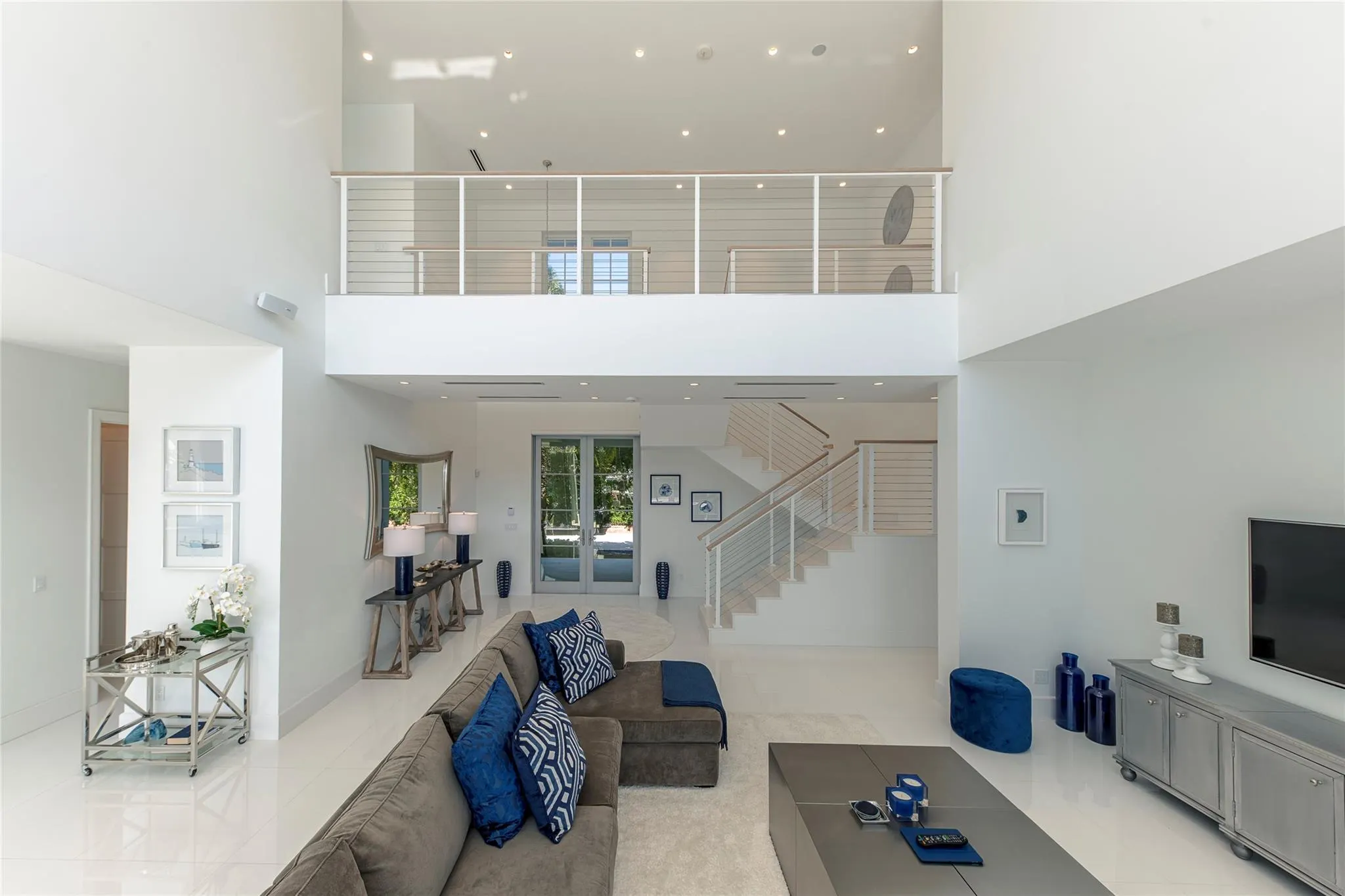 701 Flamingo Dr
