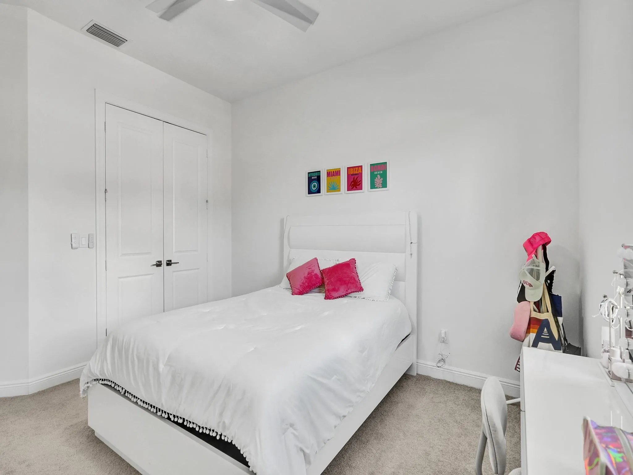 9040 W Parkland Bay Trl