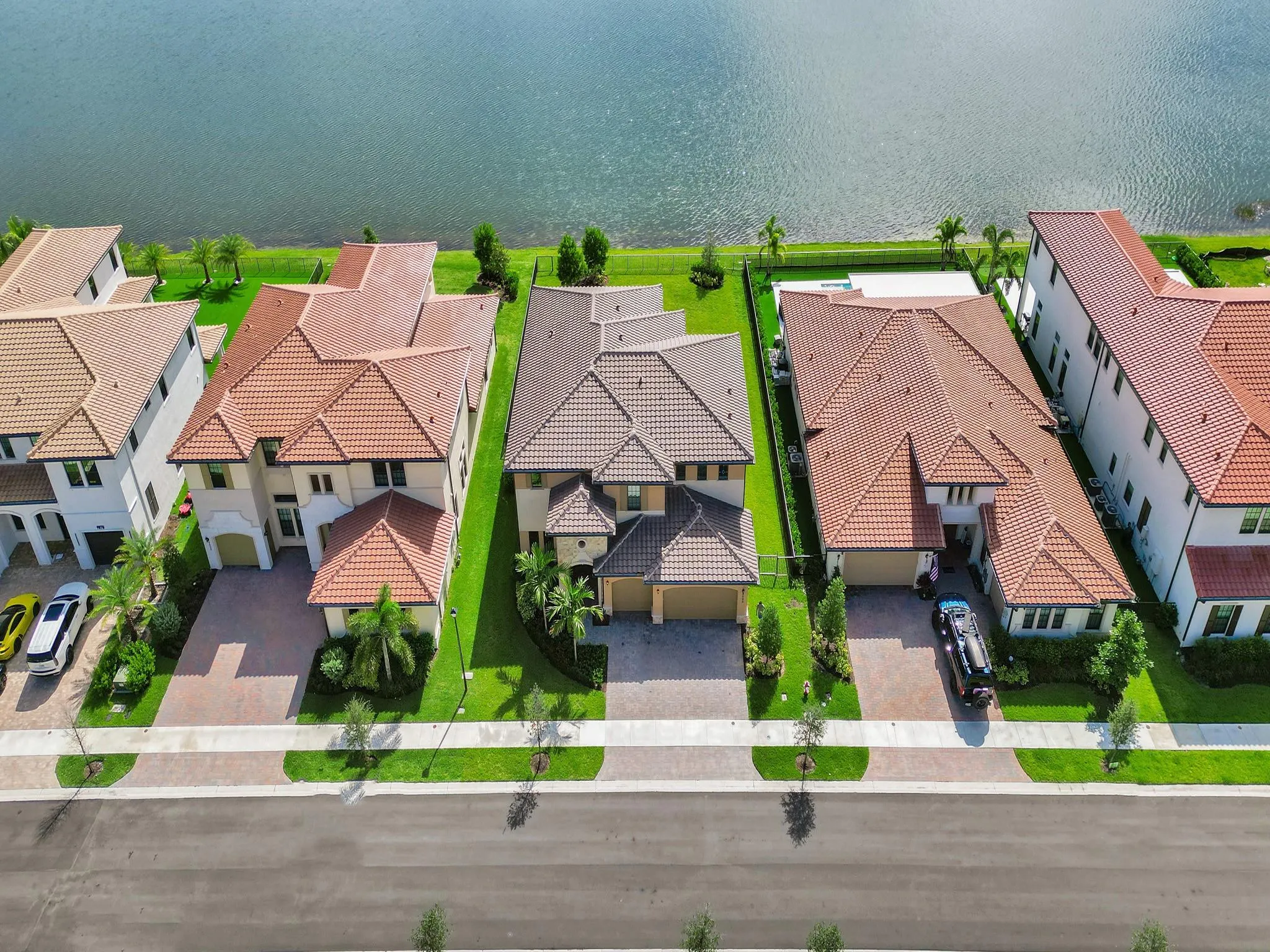 9040 W Parkland Bay Trl
