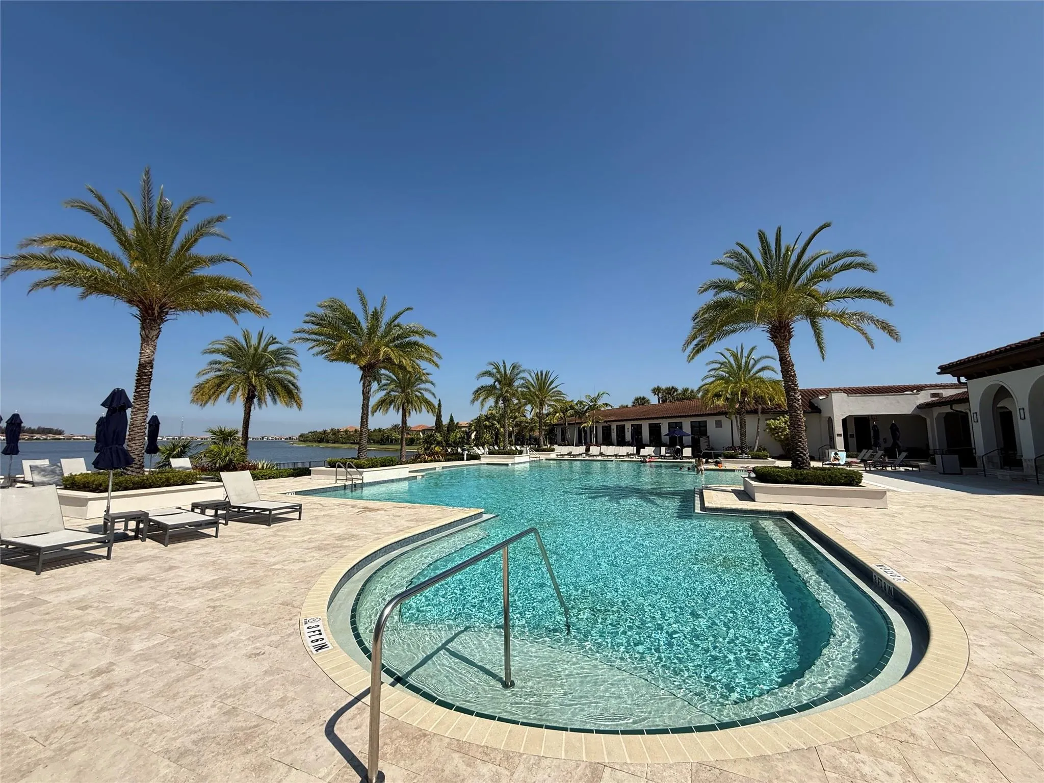 9040 W Parkland Bay Trl