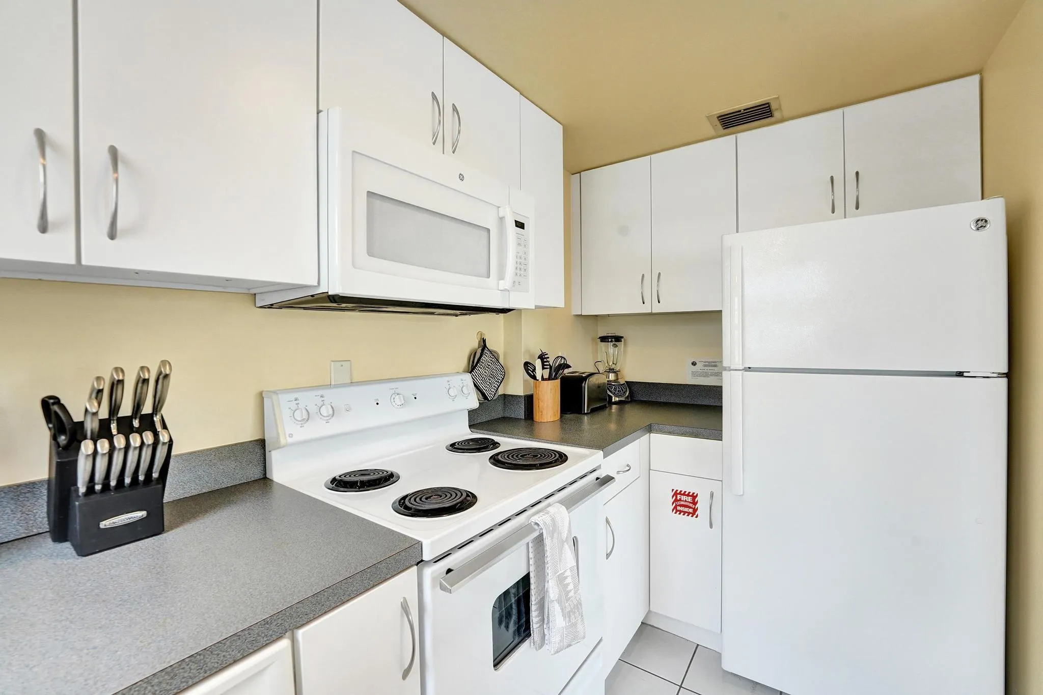341 N Birch Road, #416