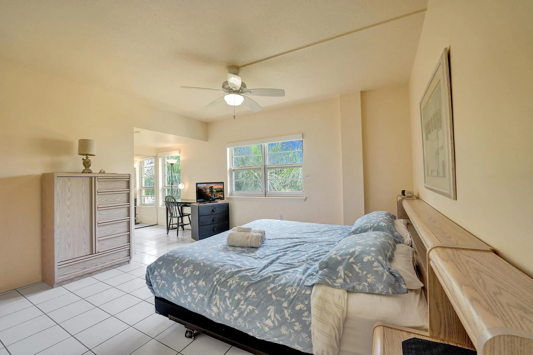 341 N Birch Road, #416
