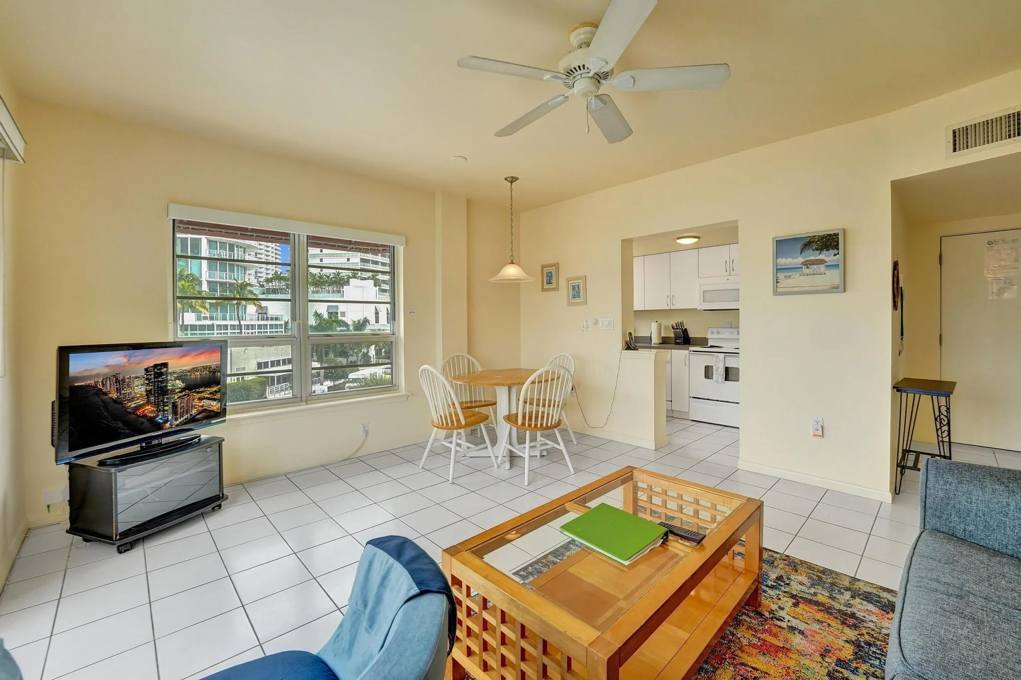 341 N Birch Road, #416