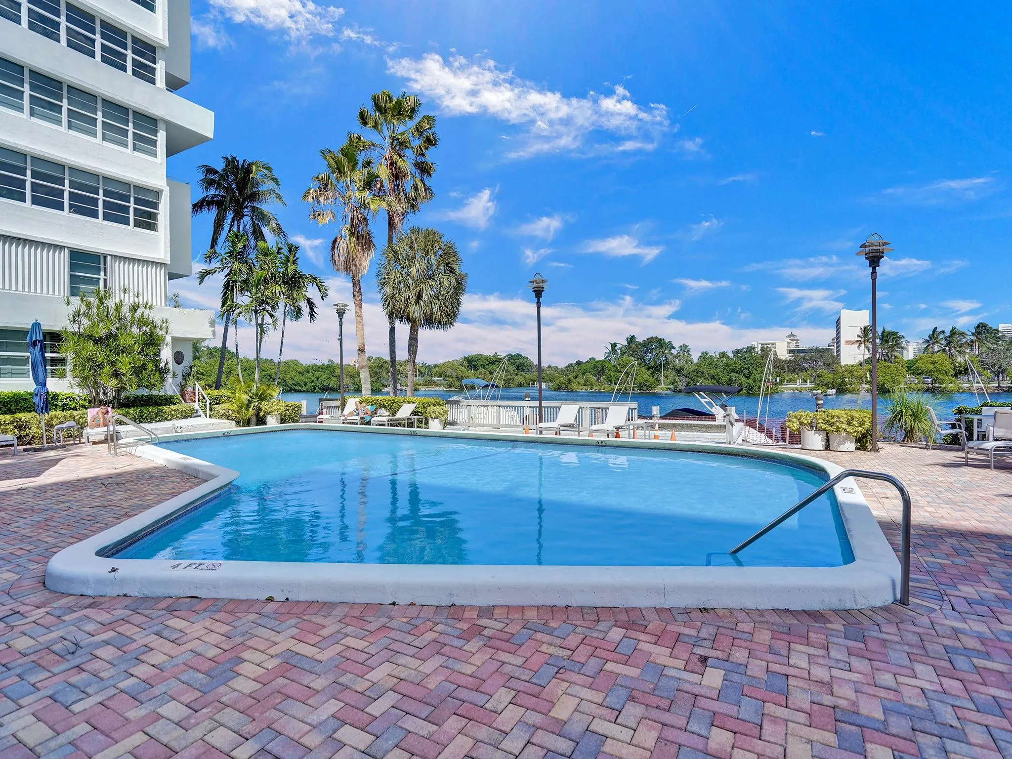 1160 N FEDERAL HWY, #117