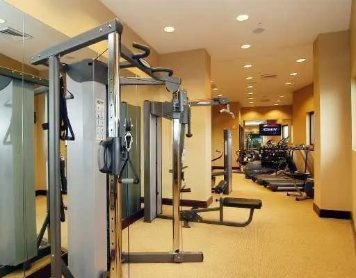 16275 Collins Ave, #1501