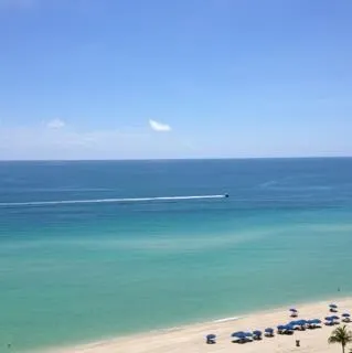 16275 Collins Ave, #1501