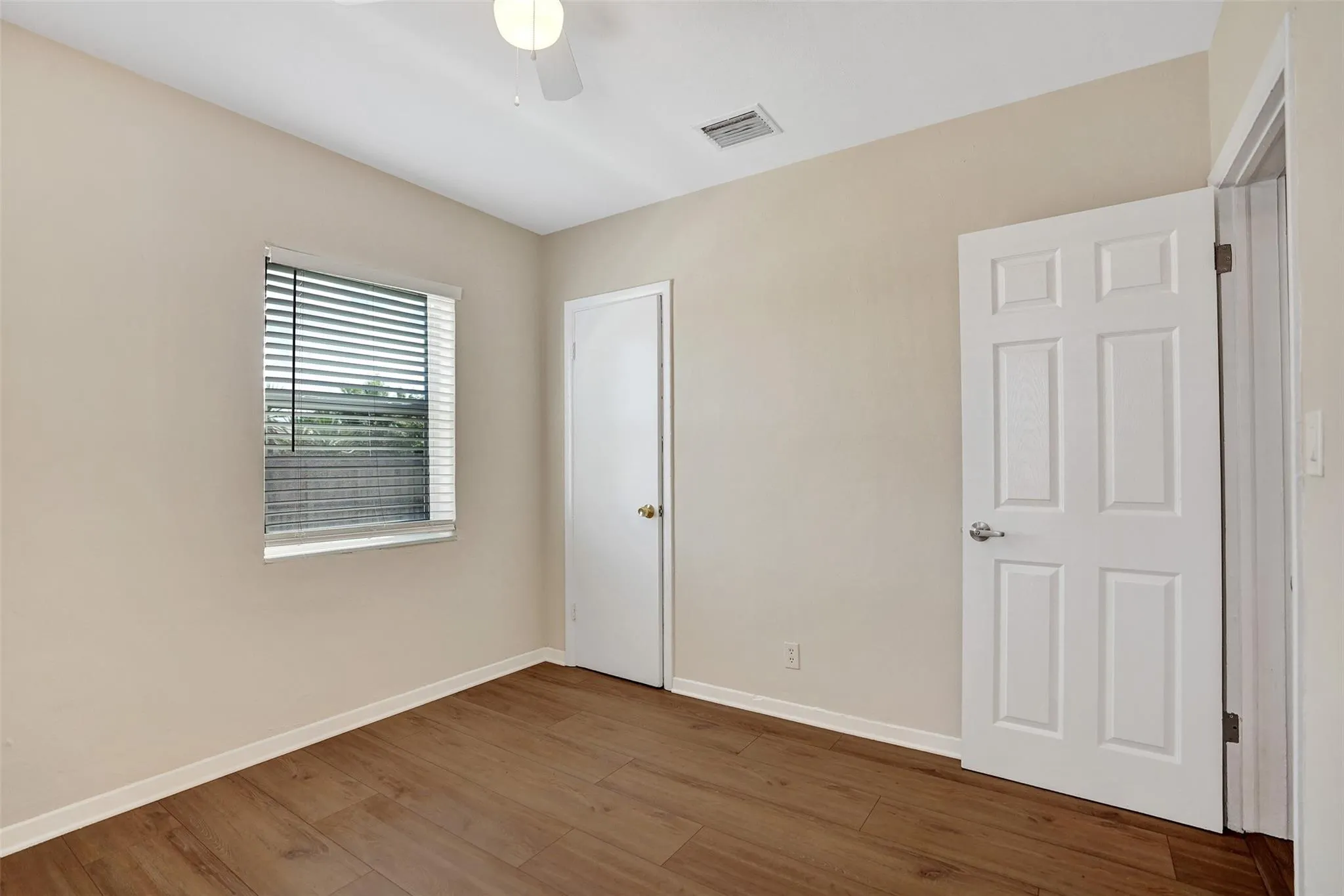 1222 14th Ct S