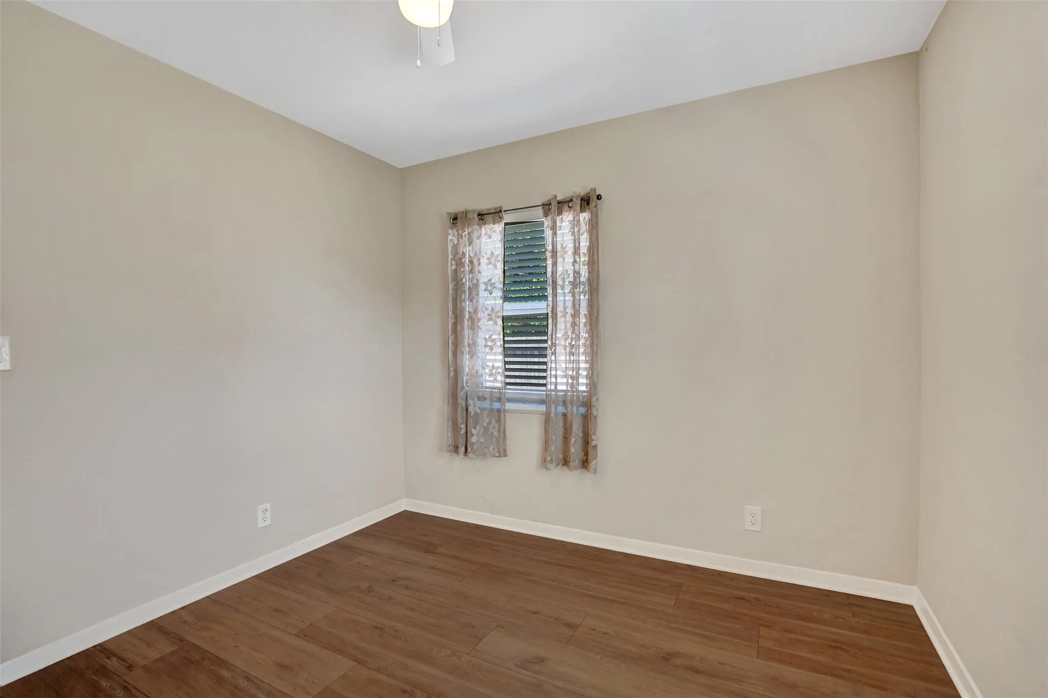 1222 14th Ct S
