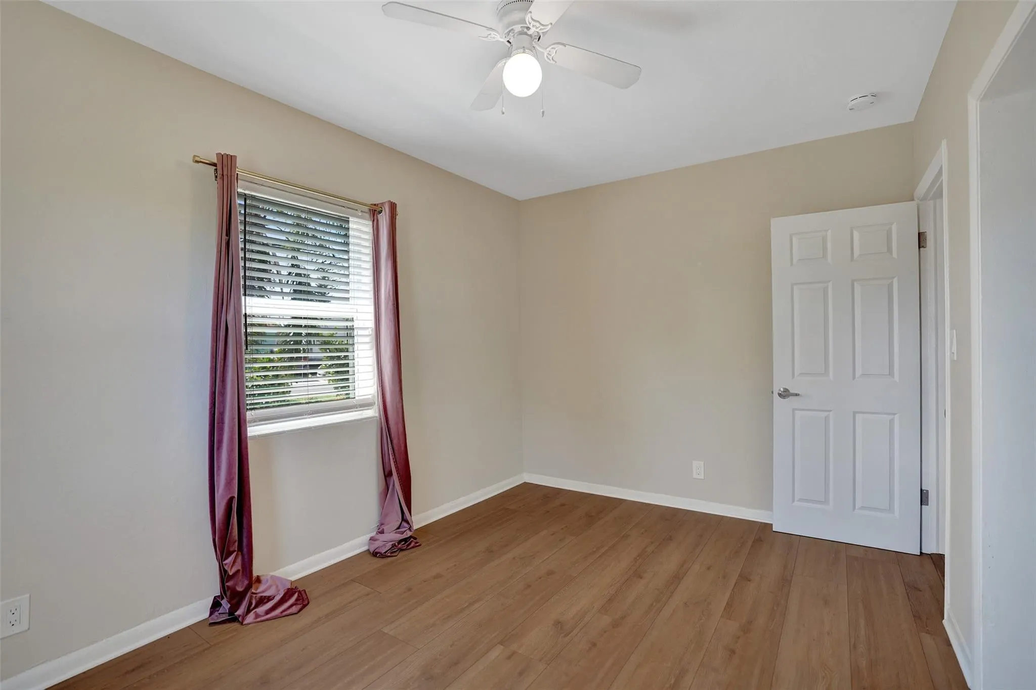1222 14th Ct S