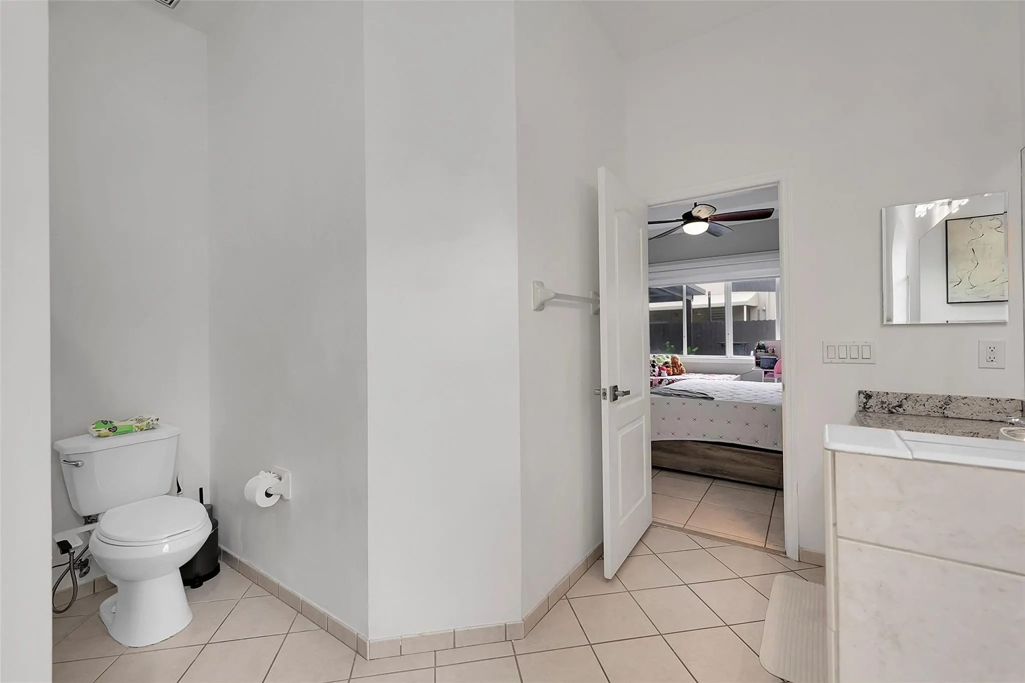 855 SW 155th Ct