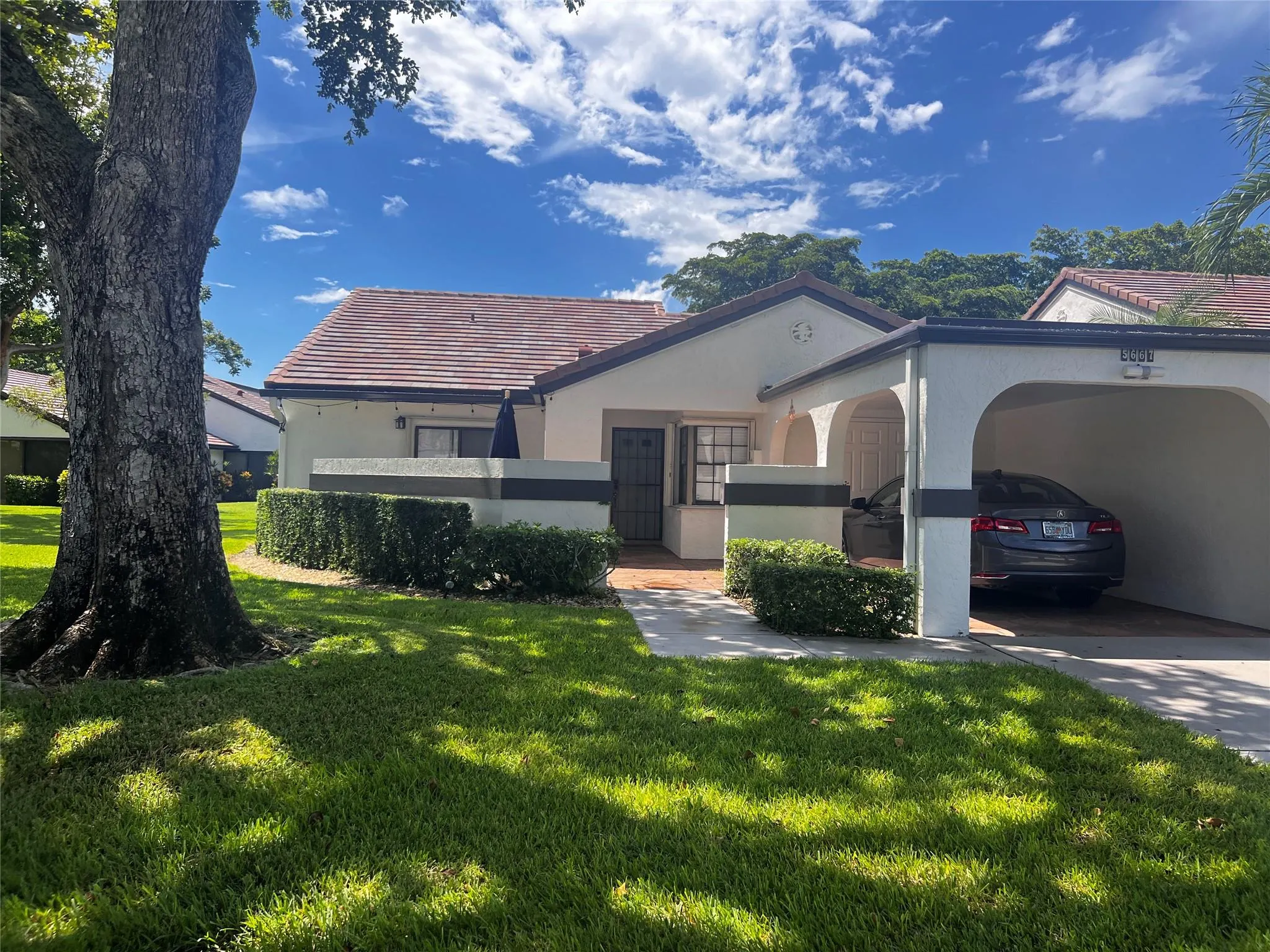 5667 Parkwalk Cir E, #5667