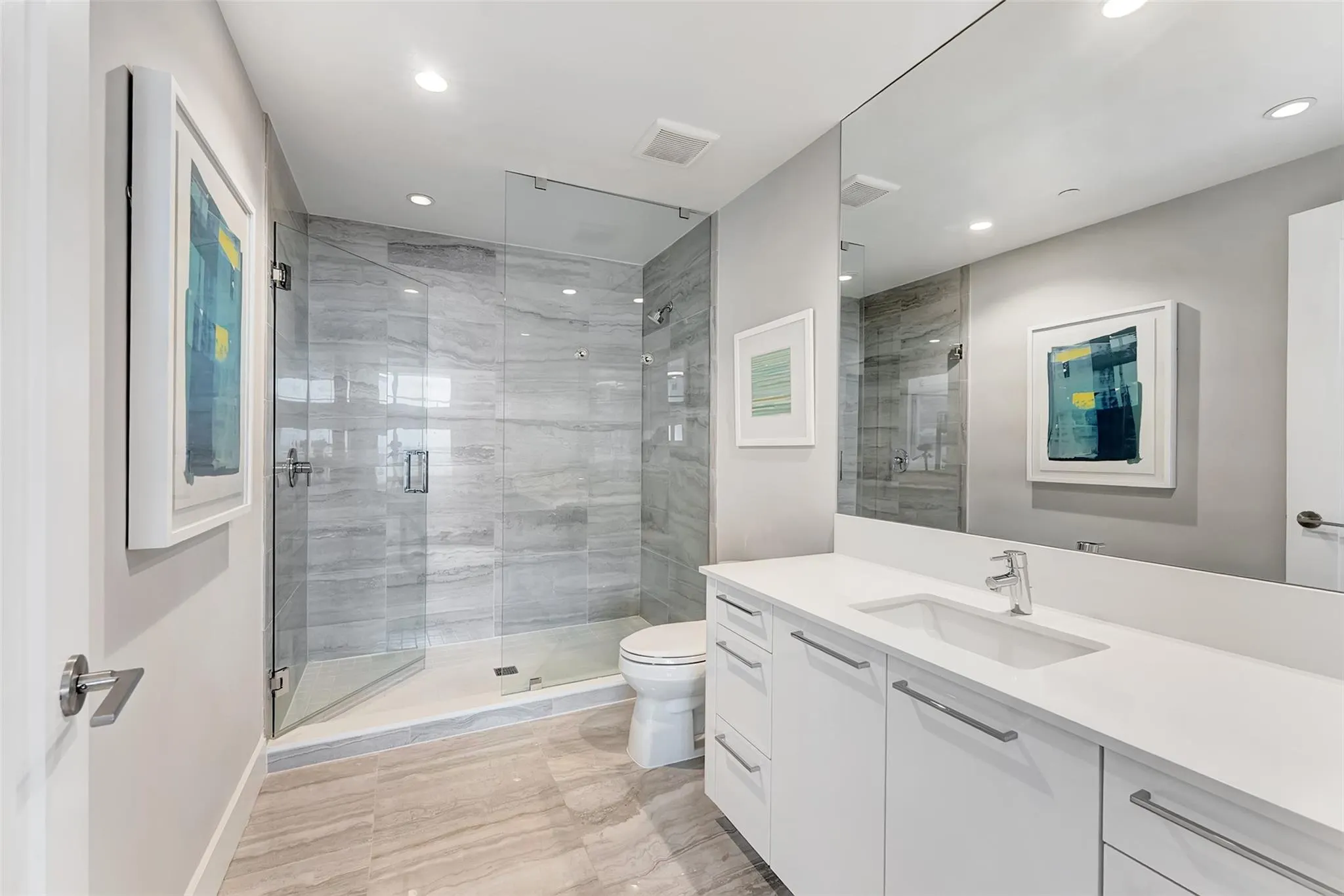 100 E Las Olas Blvd, #2803