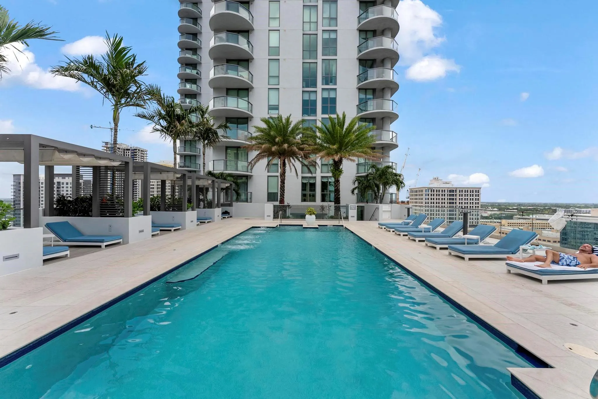 100 E Las Olas Blvd, #2803