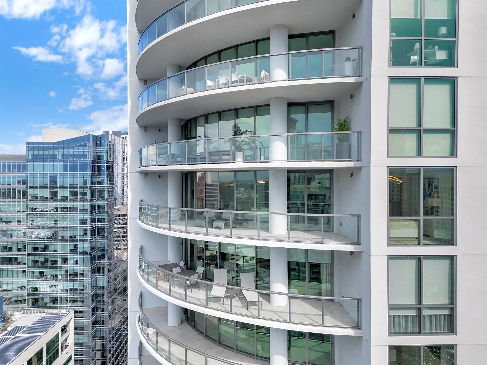 100 E Las Olas Blvd, #2803