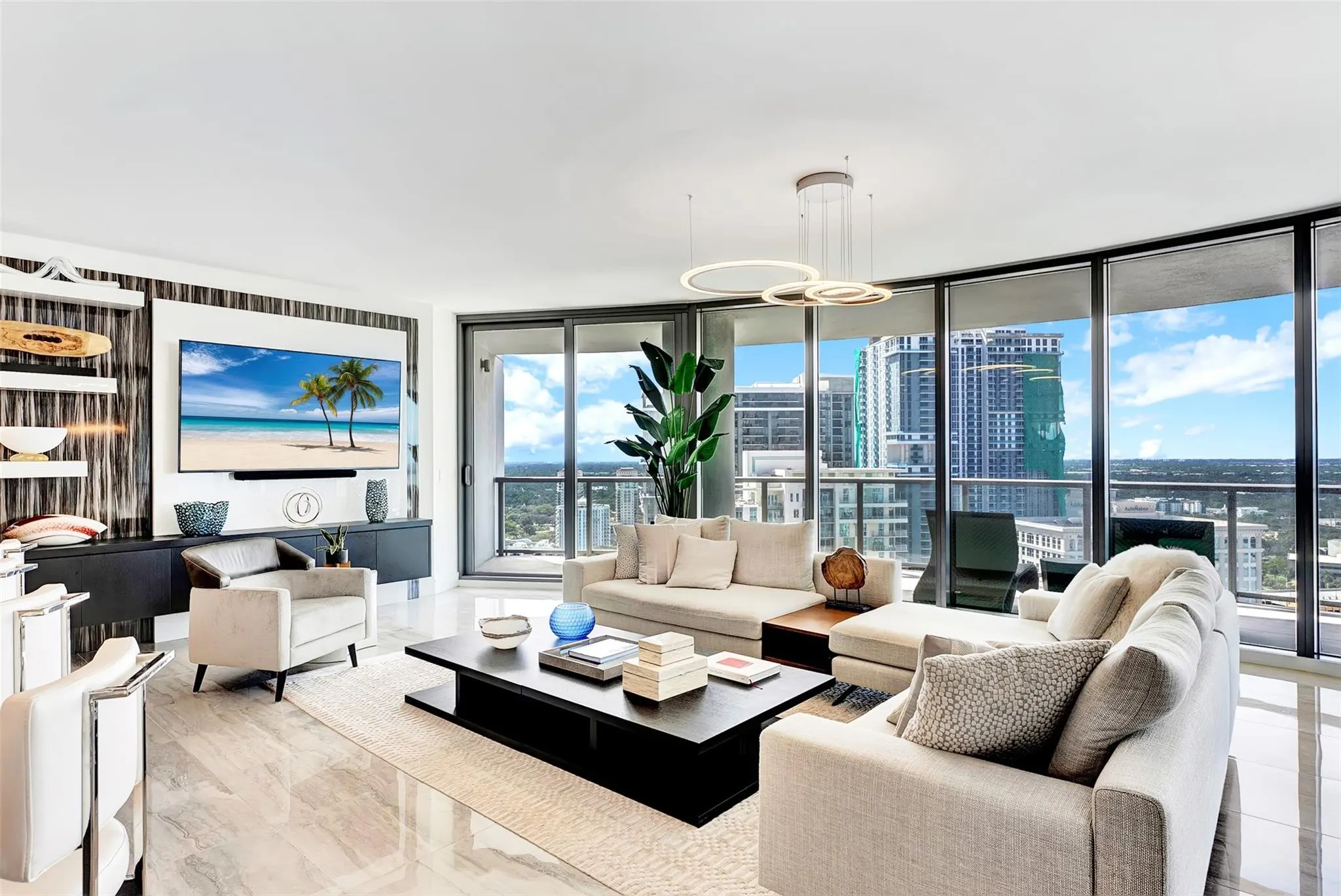 100 E Las Olas Blvd, #2803