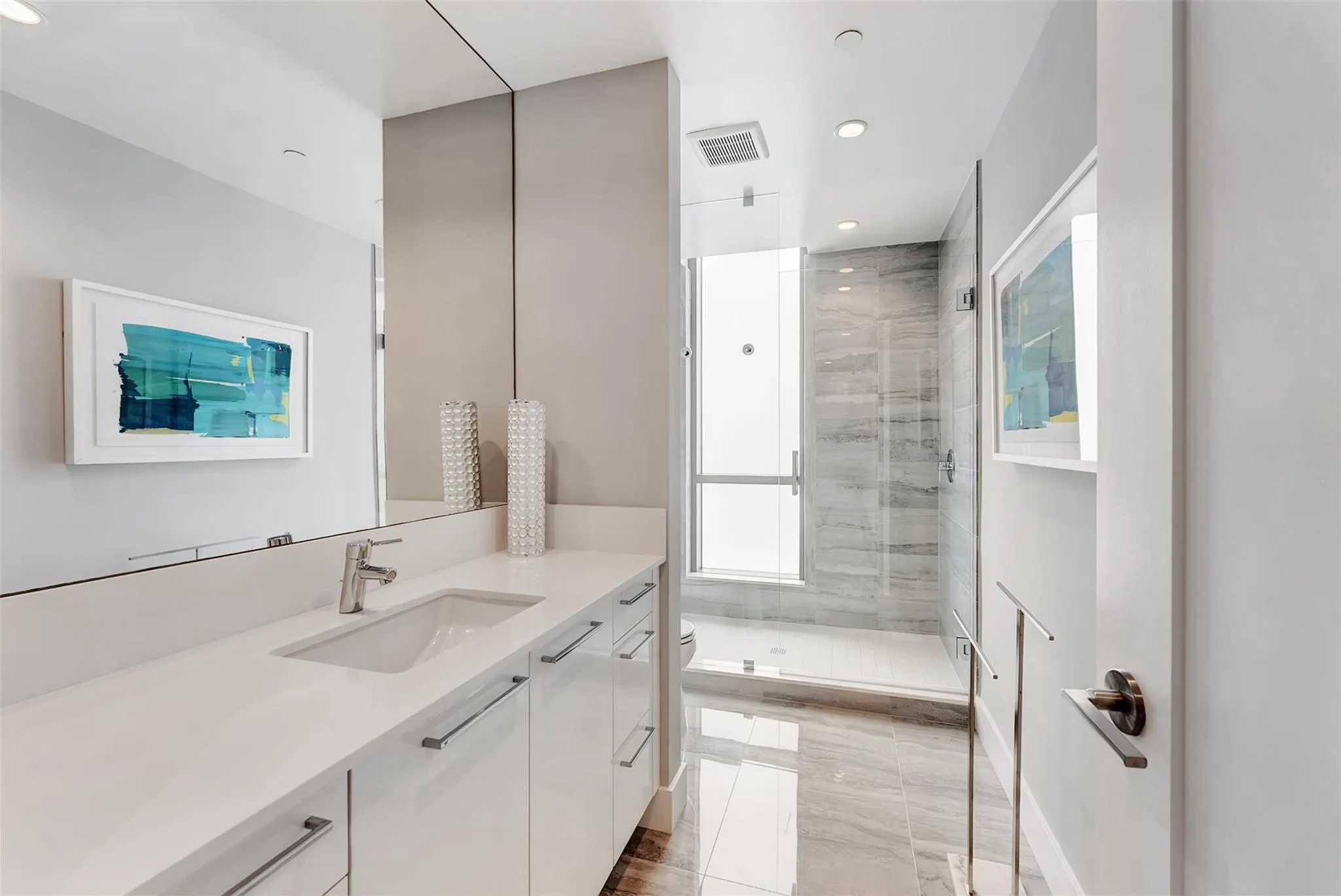 100 E Las Olas Blvd, #2803