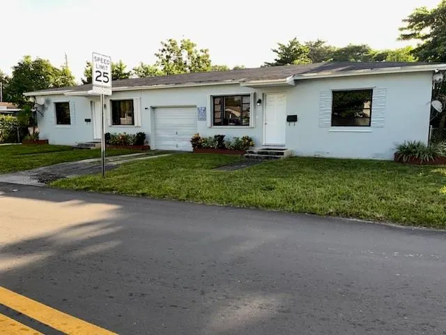 4001 NW 15th Ave