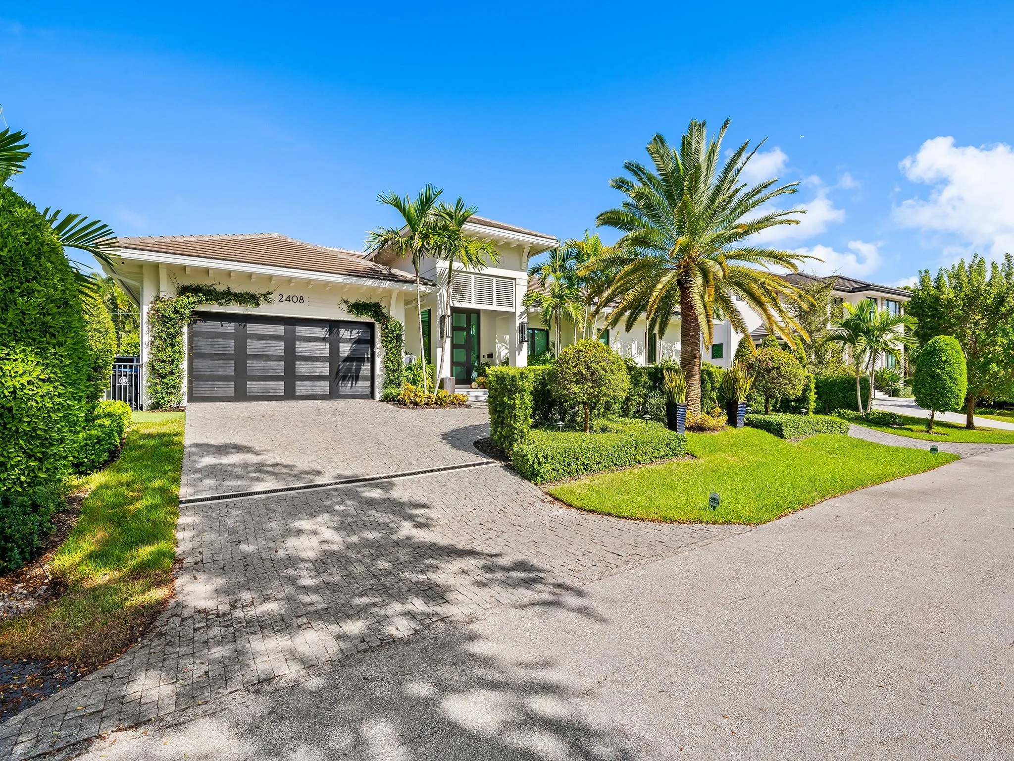 2408 NE 27th Ave