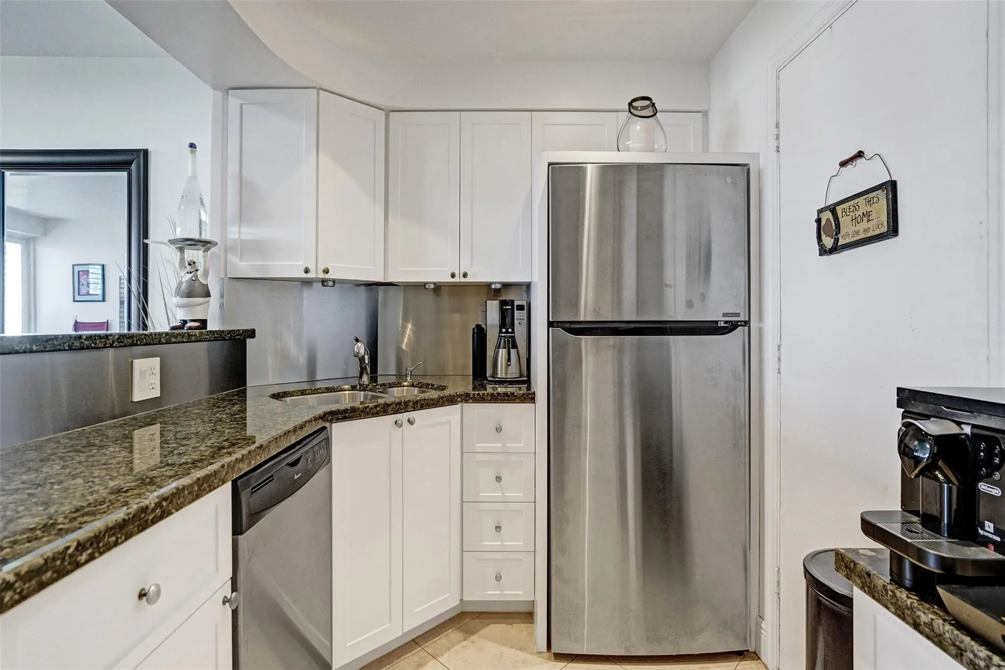 3333 NE 34th St, #1006