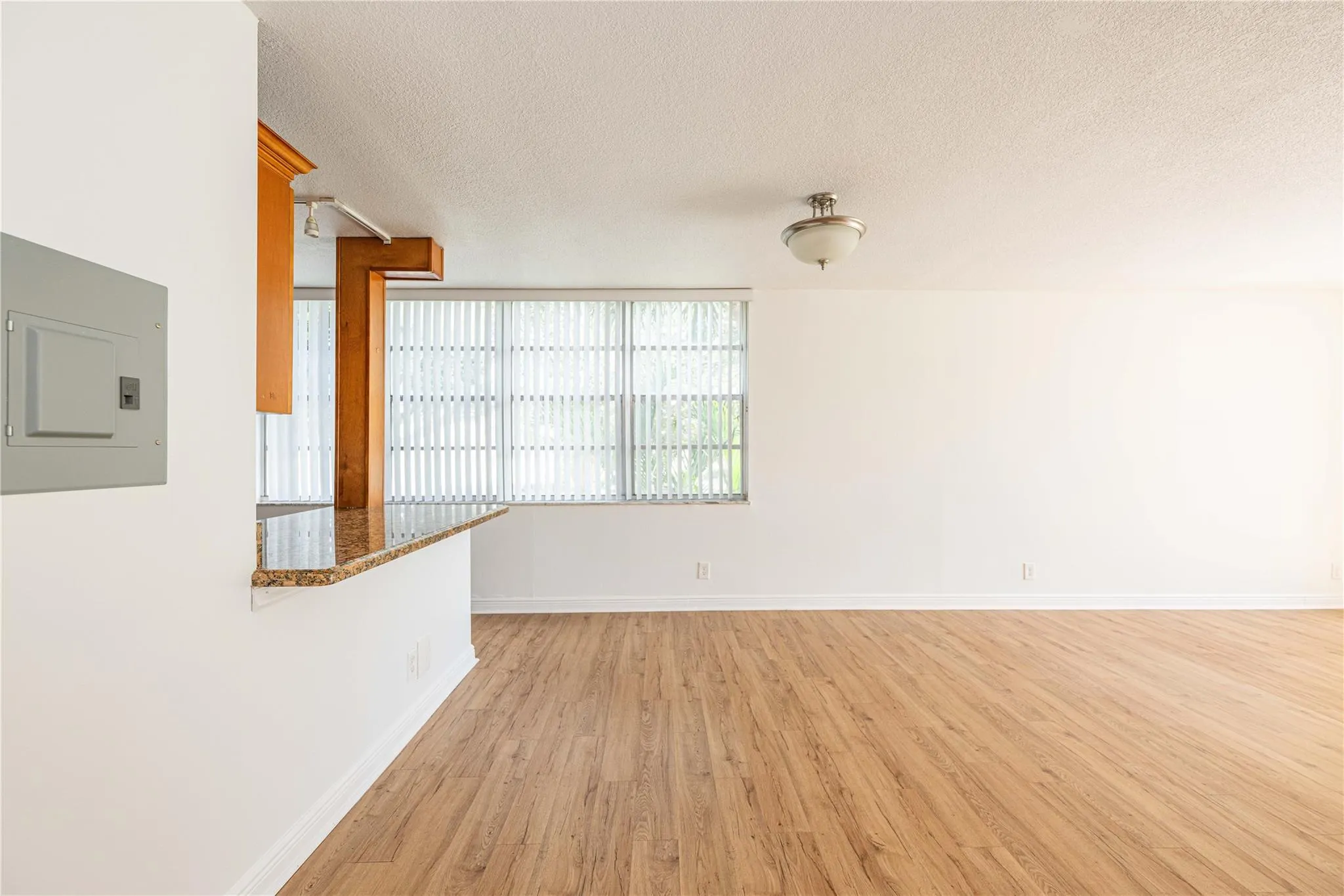 9471 Evergreen Pl, #201