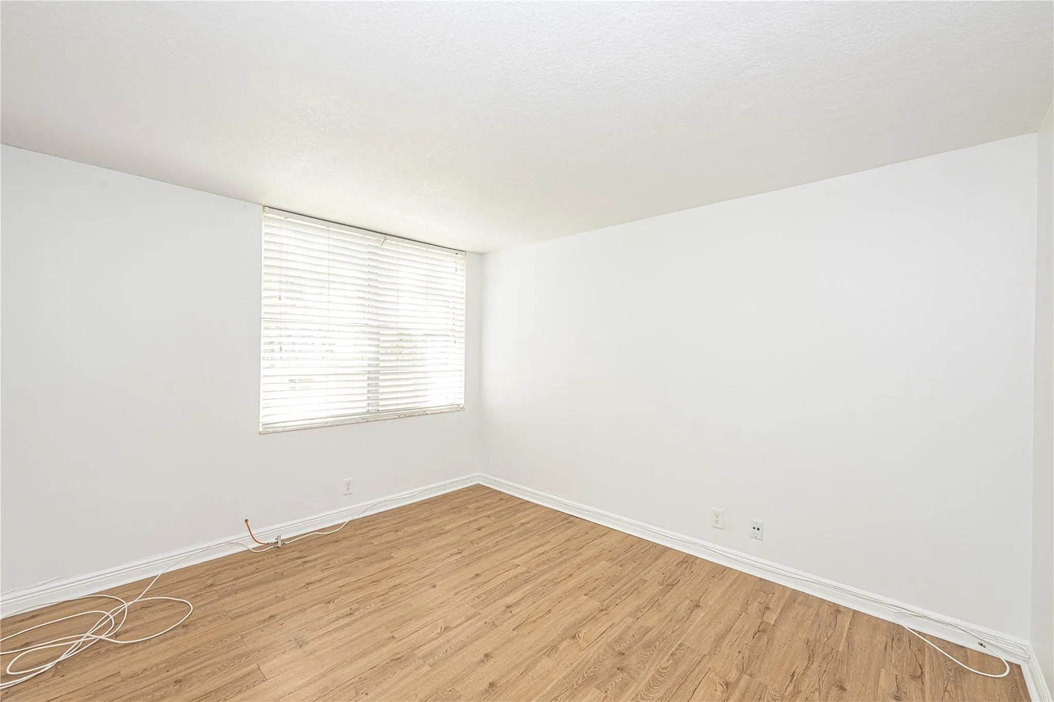 9471 Evergreen Pl, #201